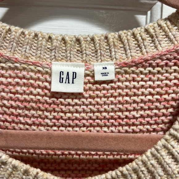 Vest - Picture 3 of 4